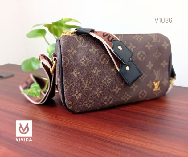 LV Side Bag - V1086 - Image 3